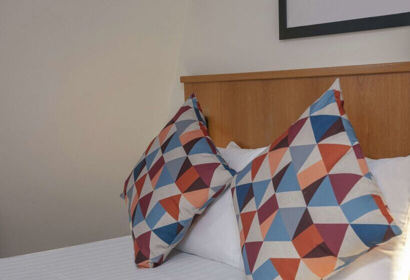 Queensway Hotel, Sure Hotel Collection By Best Western