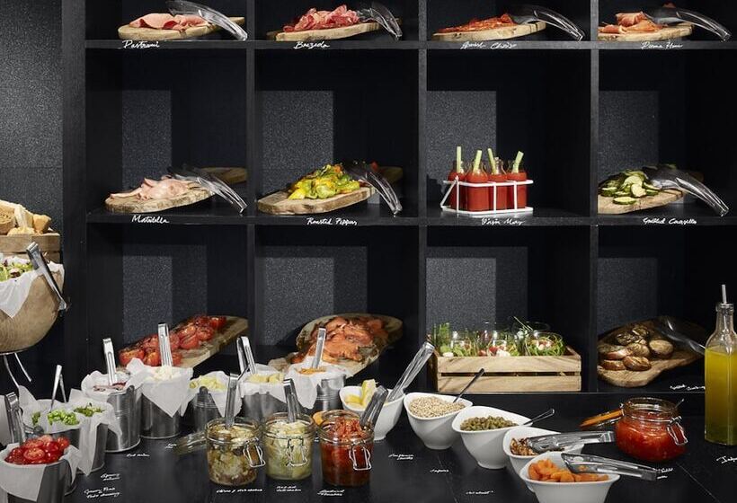 Отель Radisson Blu Manchester Airport