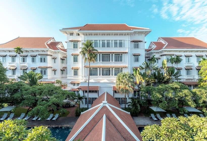 Raffles Hotel Le Royal