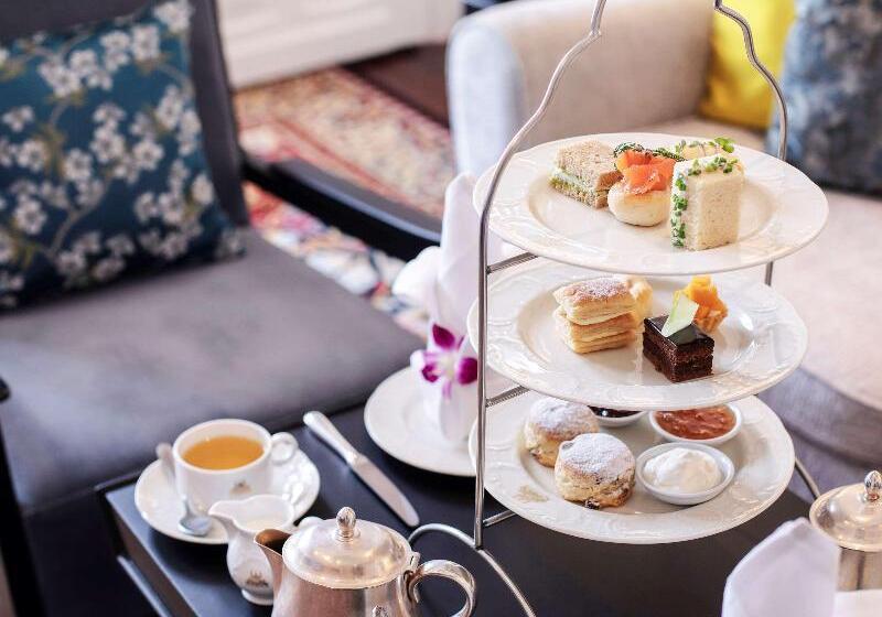 Raffles Hotel Le Royal