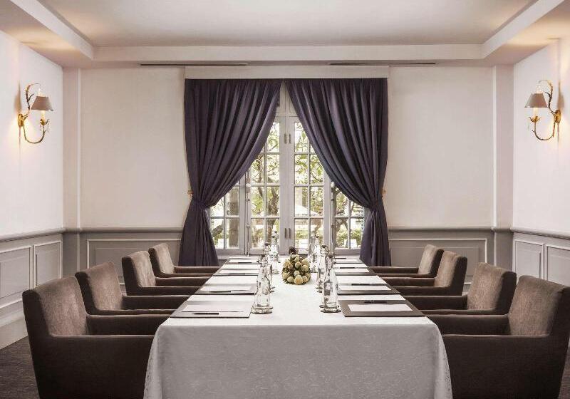 Raffles Hotel Le Royal