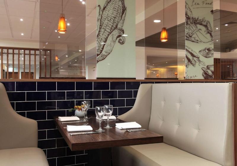 호텔 Renaissance London Heathrow