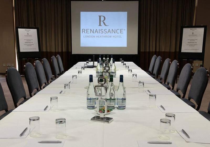 호텔 Renaissance London Heathrow