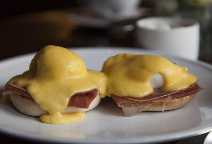 Отель Roseate House London