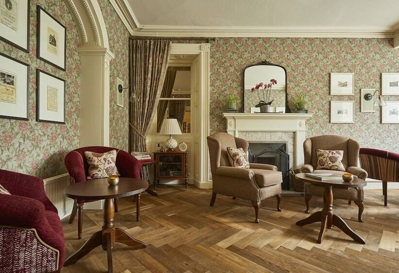 Отель Rothay Manor