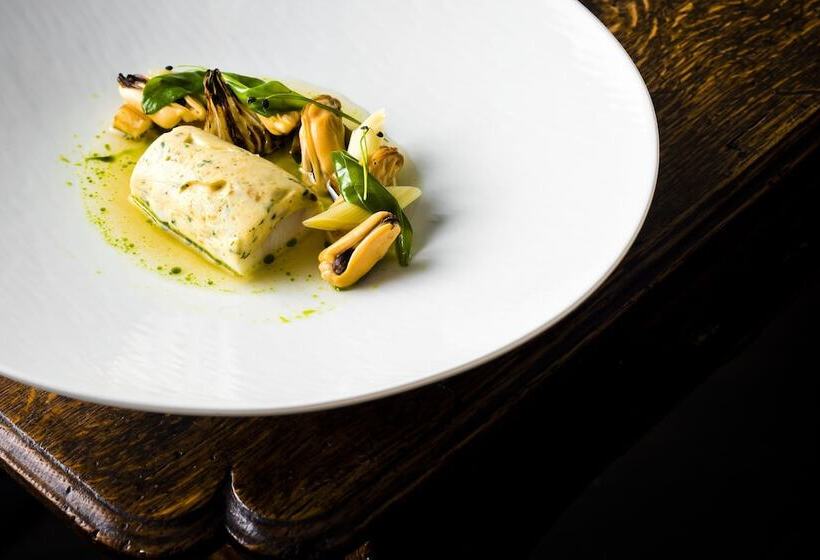 Отель Rothay Manor