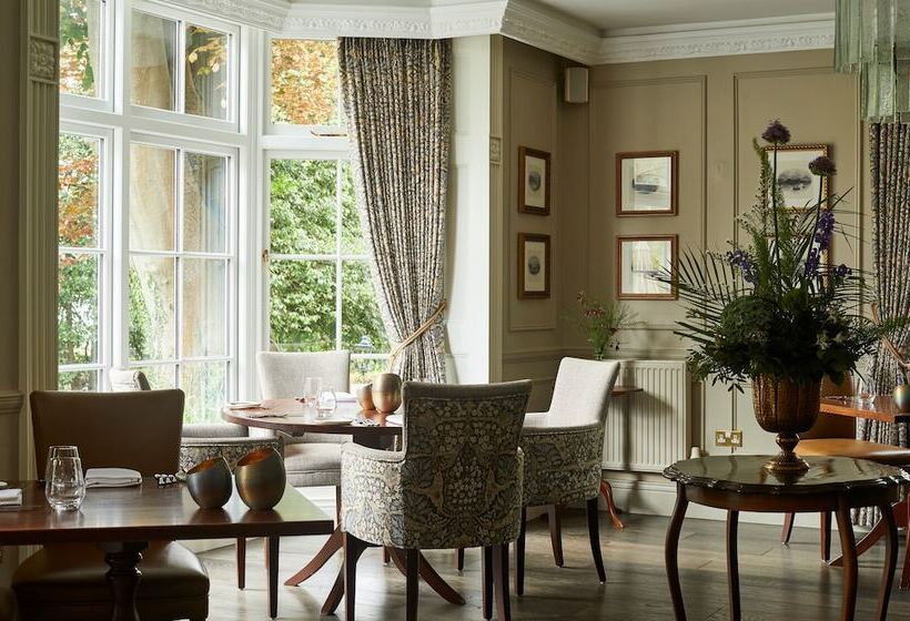 Отель Rothay Manor