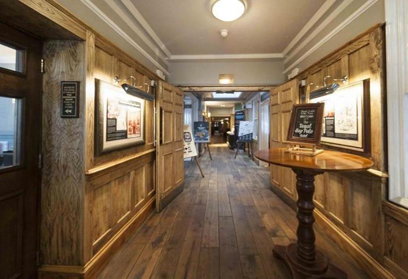 فندق The Royal Hop Pole Wetherspoon