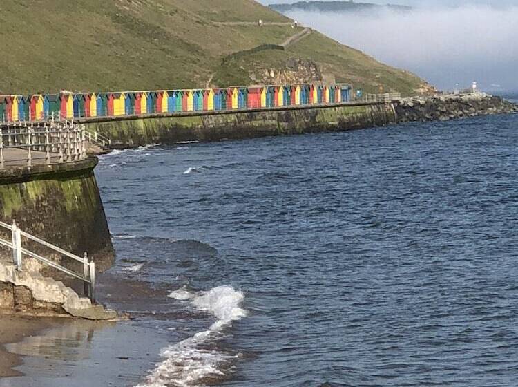 בית מלון כפרי Saxonville