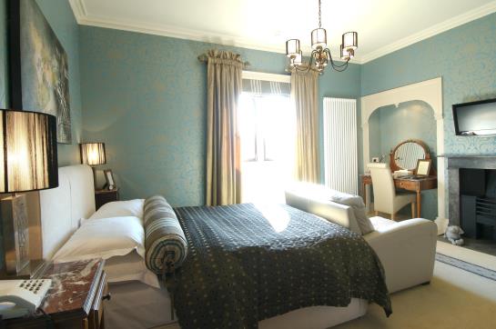 Отель Soughton Hall Country House