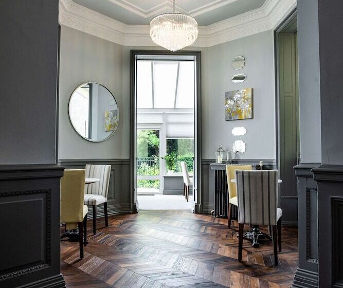 Southcrest Manor Hotel, Best Western Signature Collection