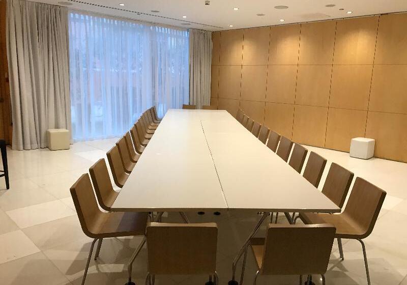 בית מלון כפרי St Martins Lane London