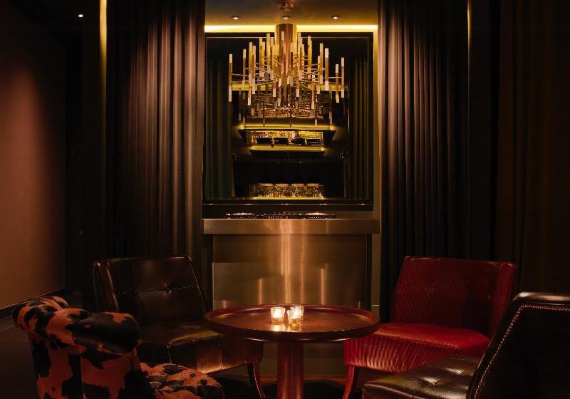 בית מלון כפרי St Martins Lane London