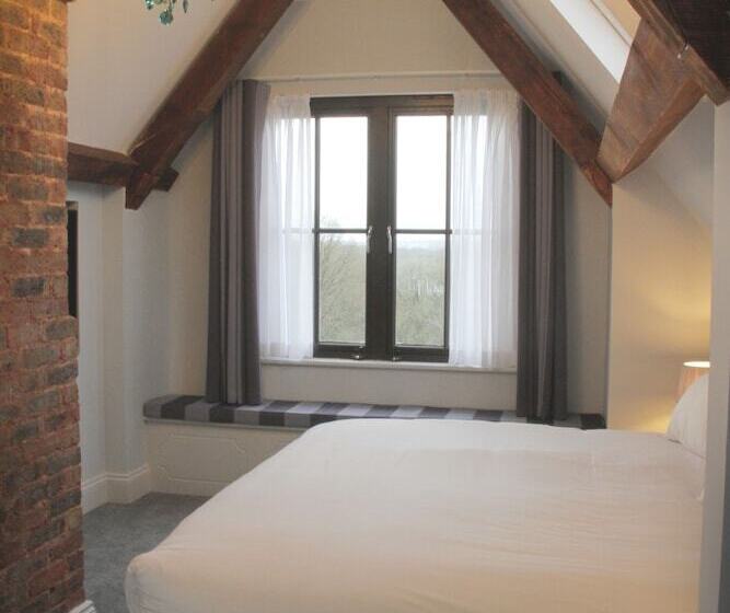 Stanhill Court Hotel, A Member Of Radisson Individuals