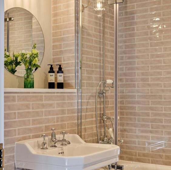 Отель Stanwell House