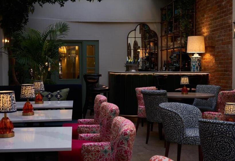 Отель Stanwell House