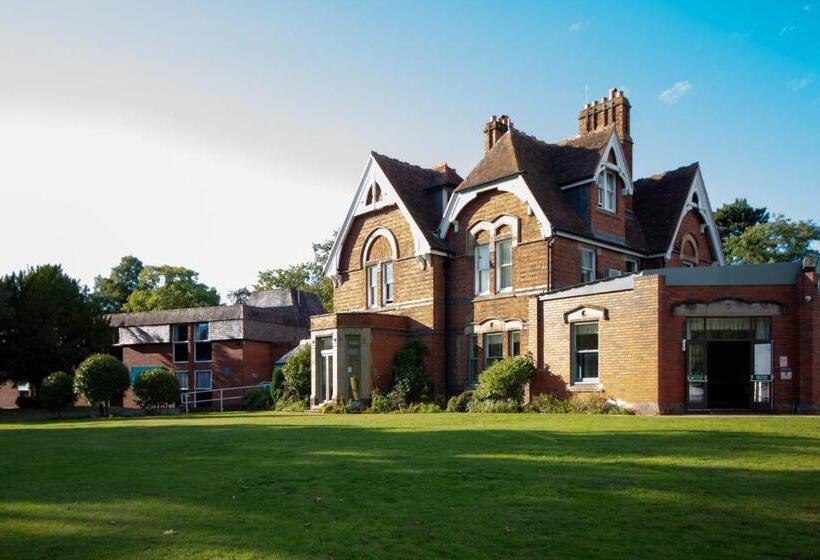 فندق Stourport Manor