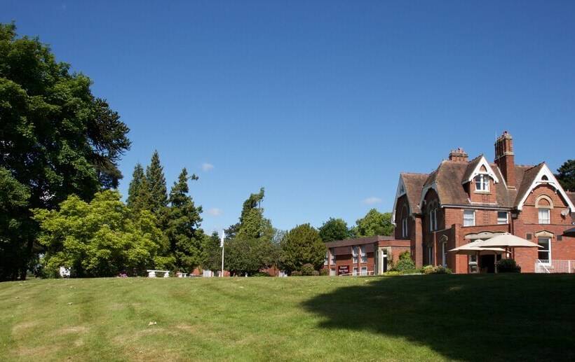 فندق Stourport Manor