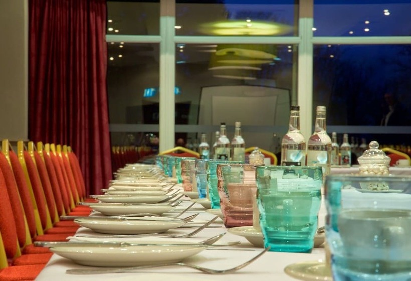 فندق Stourport Manor