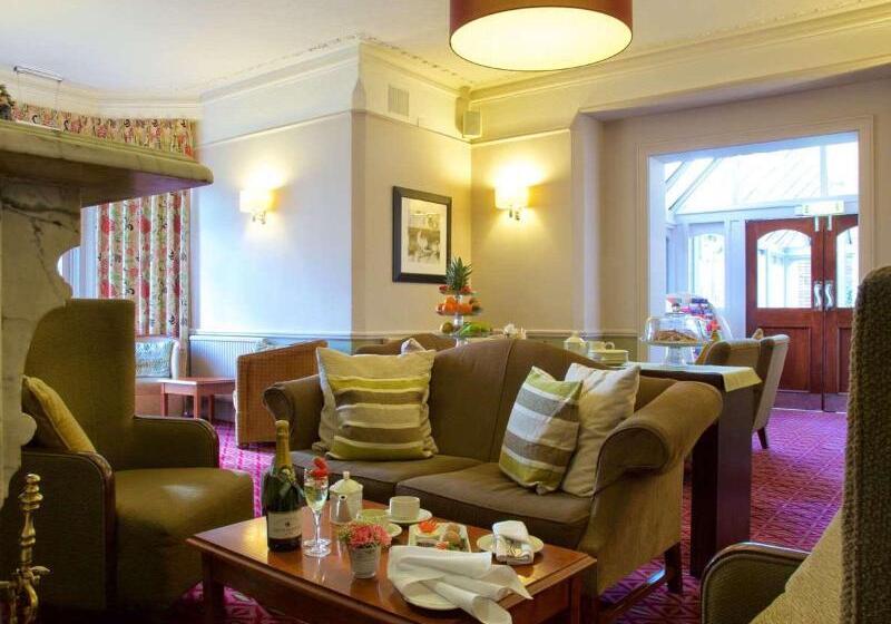 فندق Stourport Manor