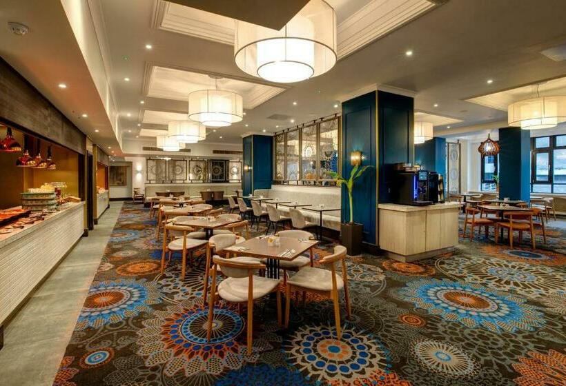 Отель Tavistock