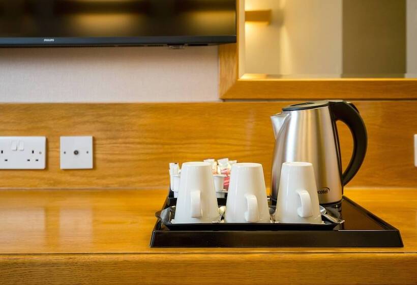 Отель Tavistock