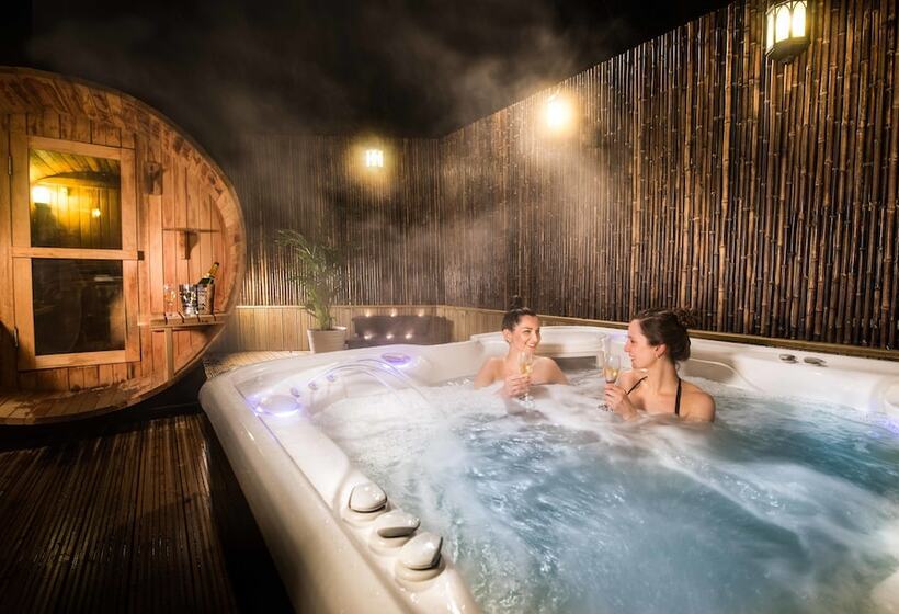 호텔 Thainstone House