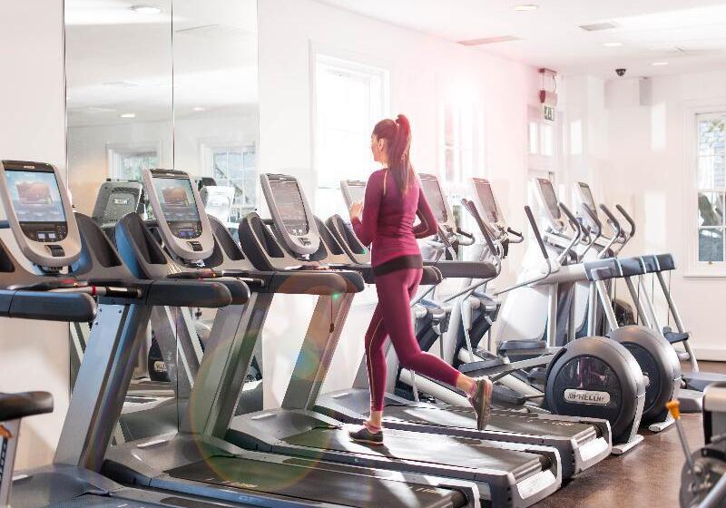 فندق Thainstone House