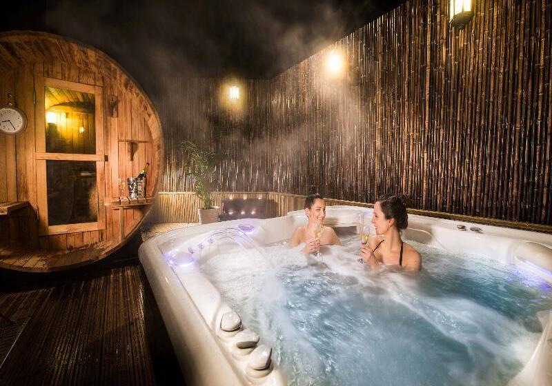 호텔 Thainstone House