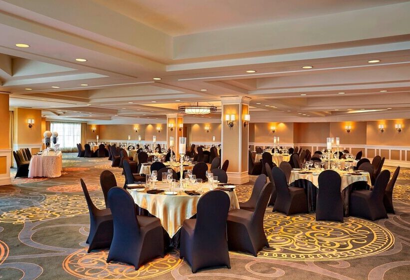 Отель The Algonquin Resort St. Andrews Bythesea, Autograph Collection