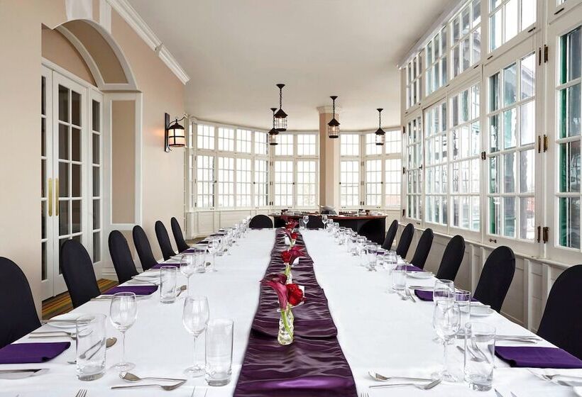 Отель The Algonquin Resort St. Andrews Bythesea, Autograph Collection