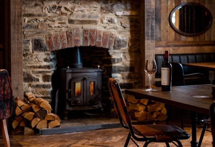 فندق The Ambleside Inn   The Inn Collection Group