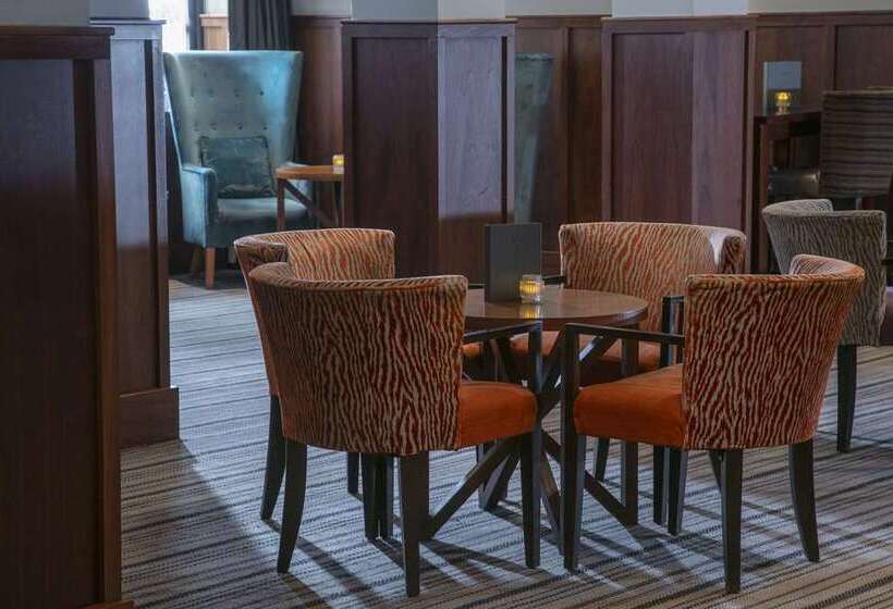 ホテル The Doubletree By Hilton Stratford Upon Avon