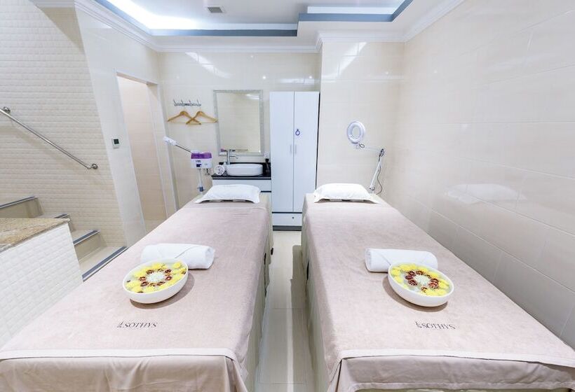 בית מלון כפרי The Great Duke Phnom Penh