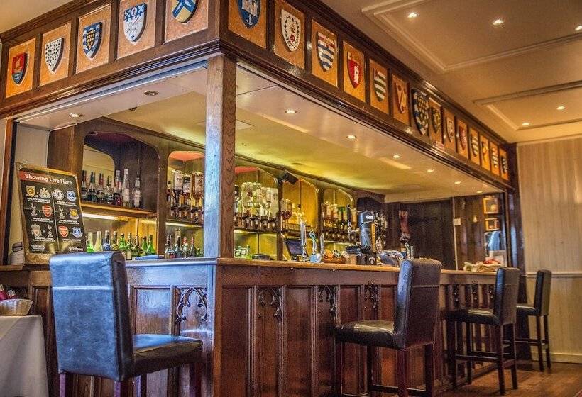 בית מלון כפרי The Queens