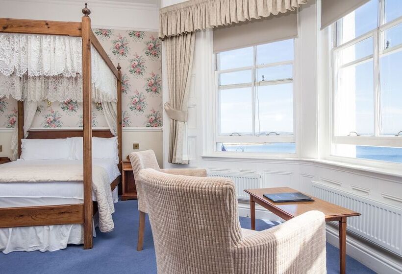 בית מלון כפרי The Queens