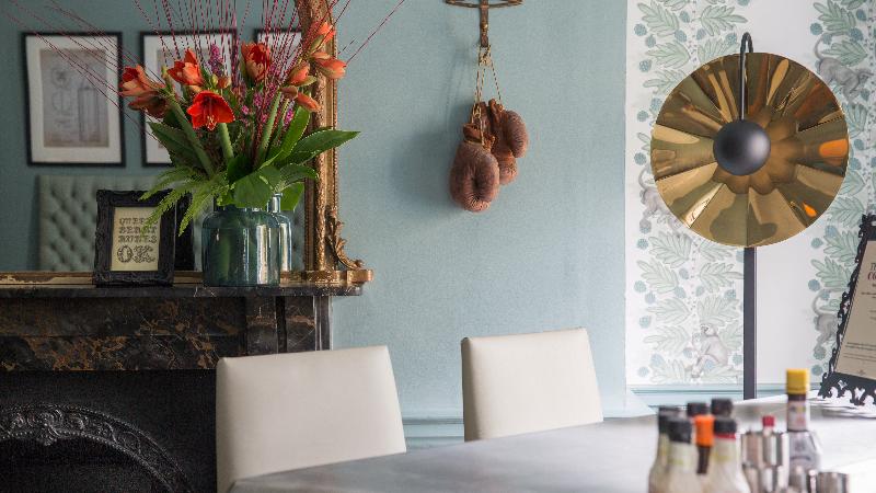 Отель The Queensberry