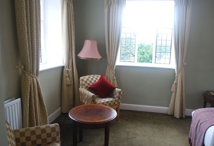 فندق The Radnorshire Arms