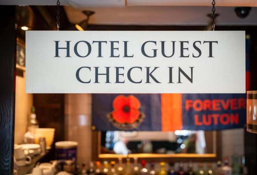 בית מלון כפרי The Red Lion