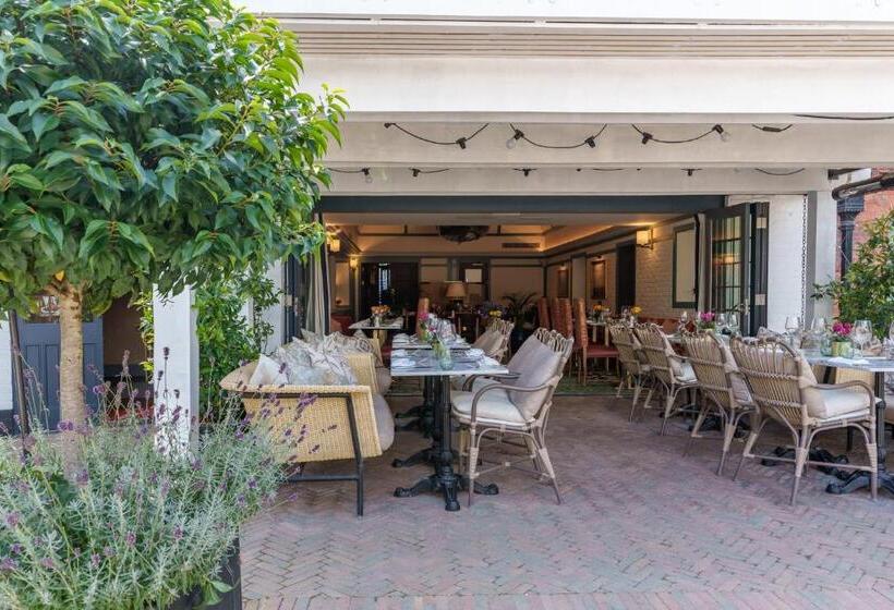 Отель The Relais Henley