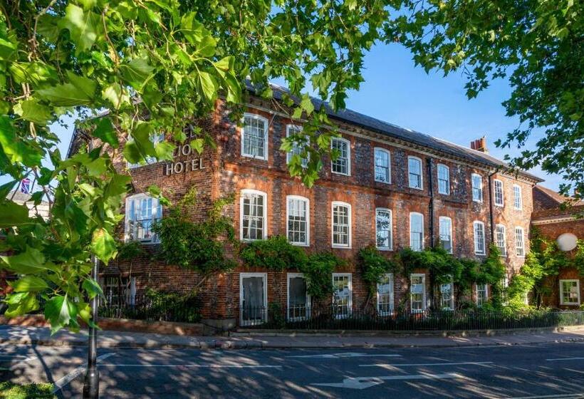 Отель The Relais Henley