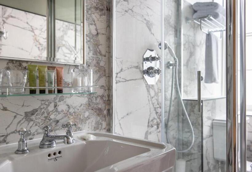 Отель The Relais Henley