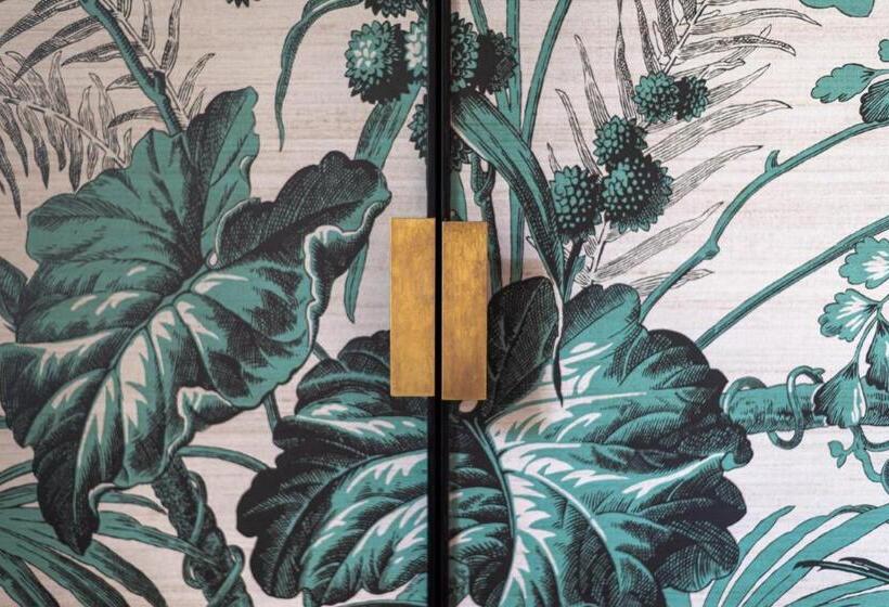 Отель The Relais Henley