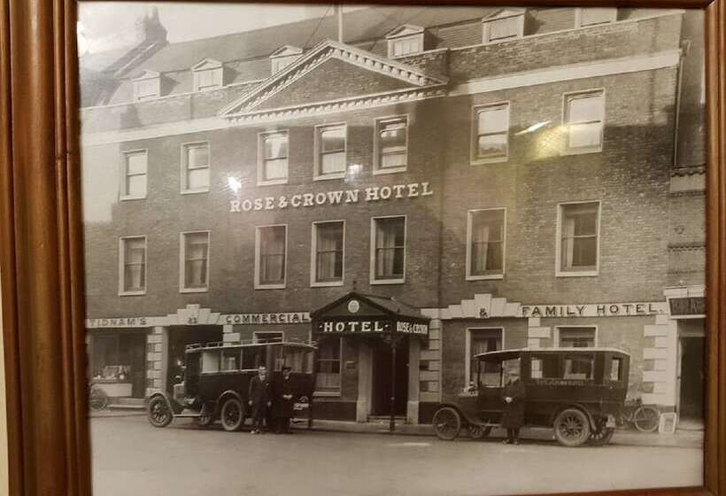 호텔 The Rose And Crown