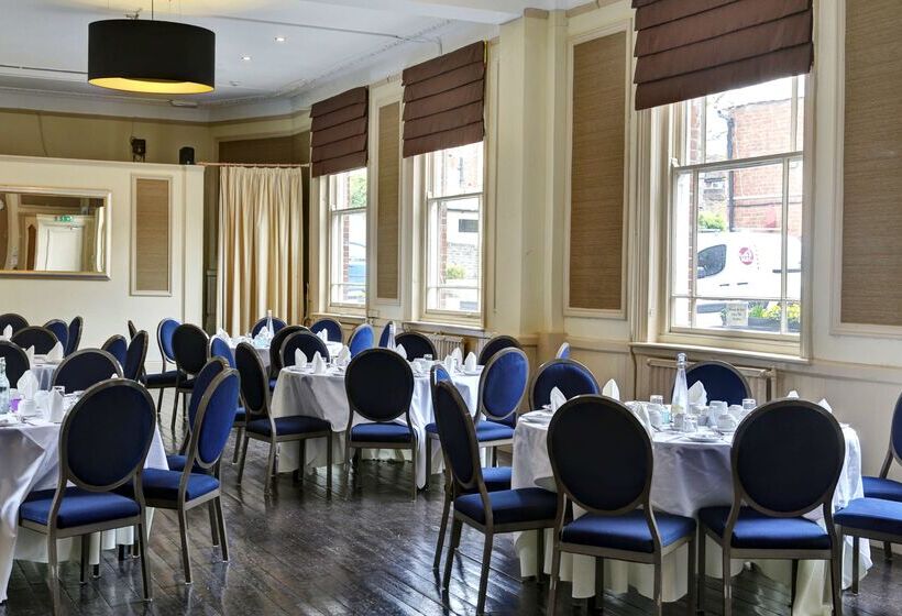 酒店 The Rose & Crown