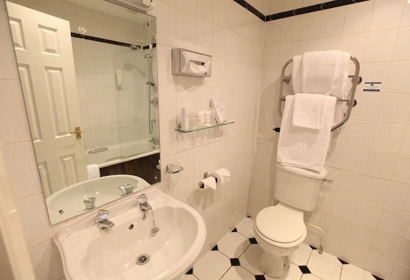 酒店 The Rose & Crown