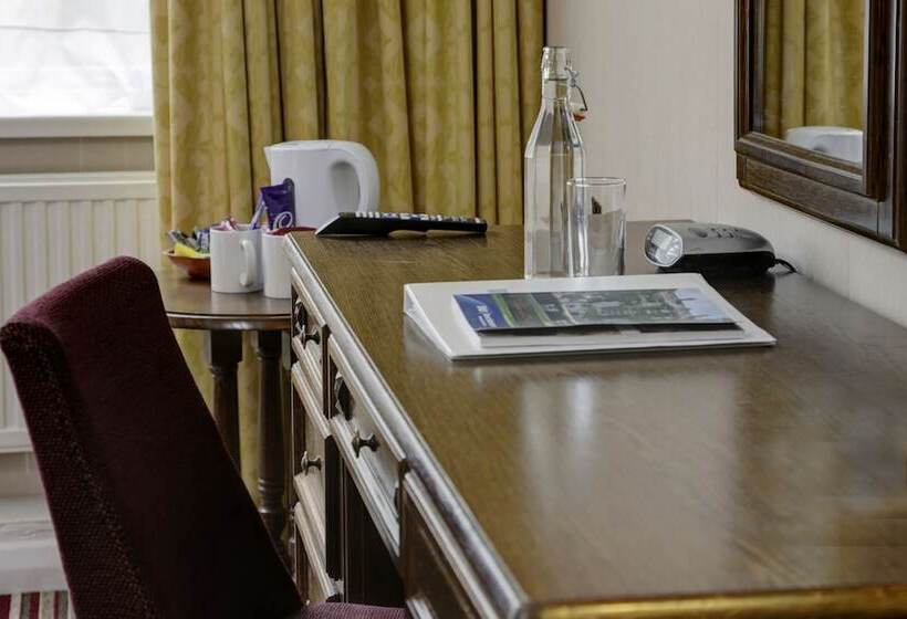 酒店 The Rose & Crown