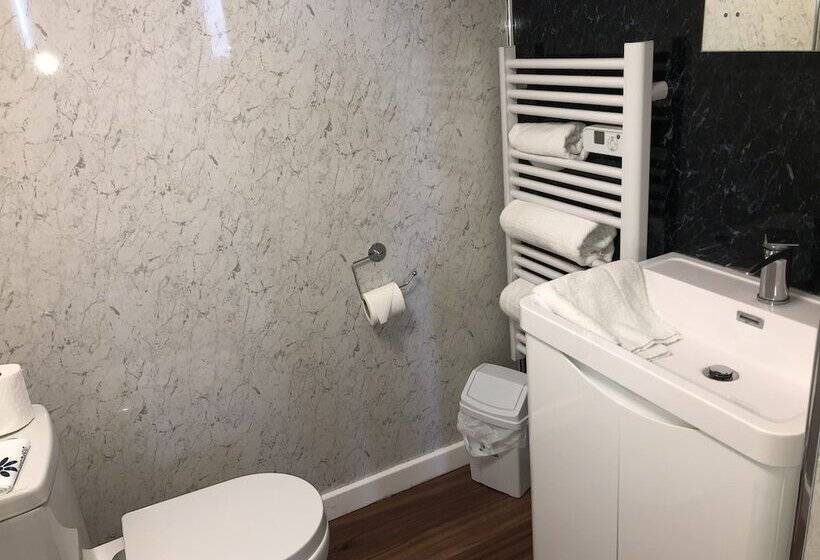 ホテル The Royal Clarence