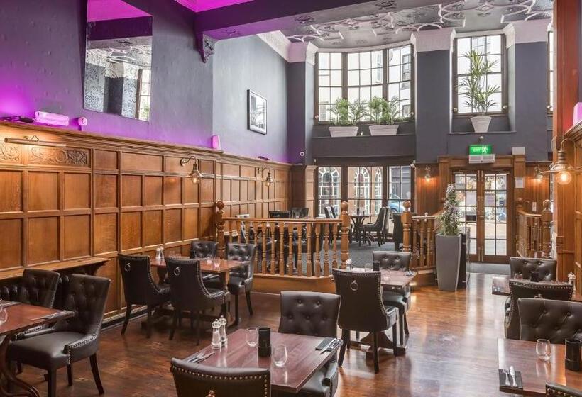 酒店 The Royal & Fortescue