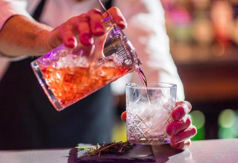 酒店 The Royal & Fortescue